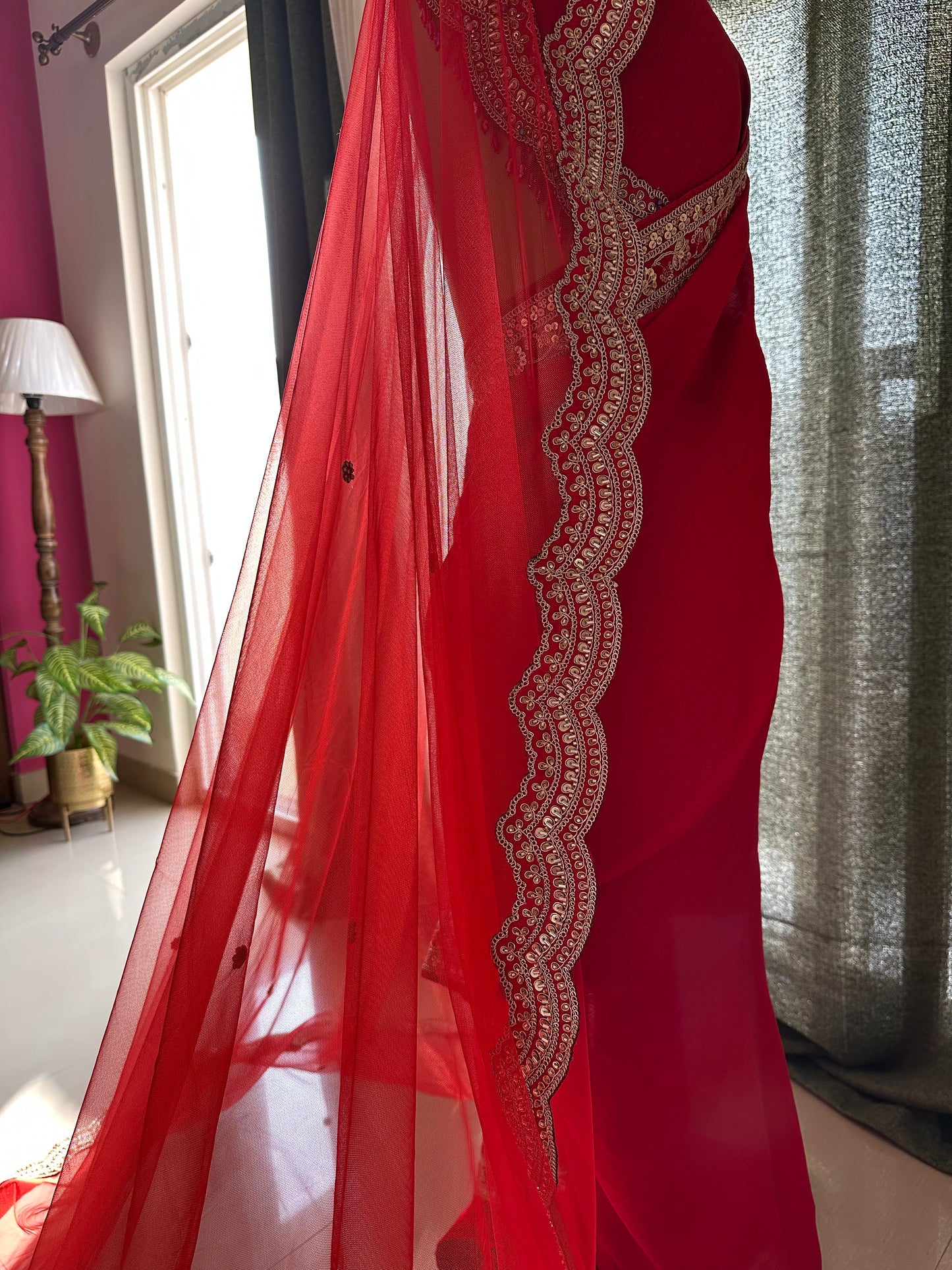 Vermilion : A Classic Chapel length Red Veil