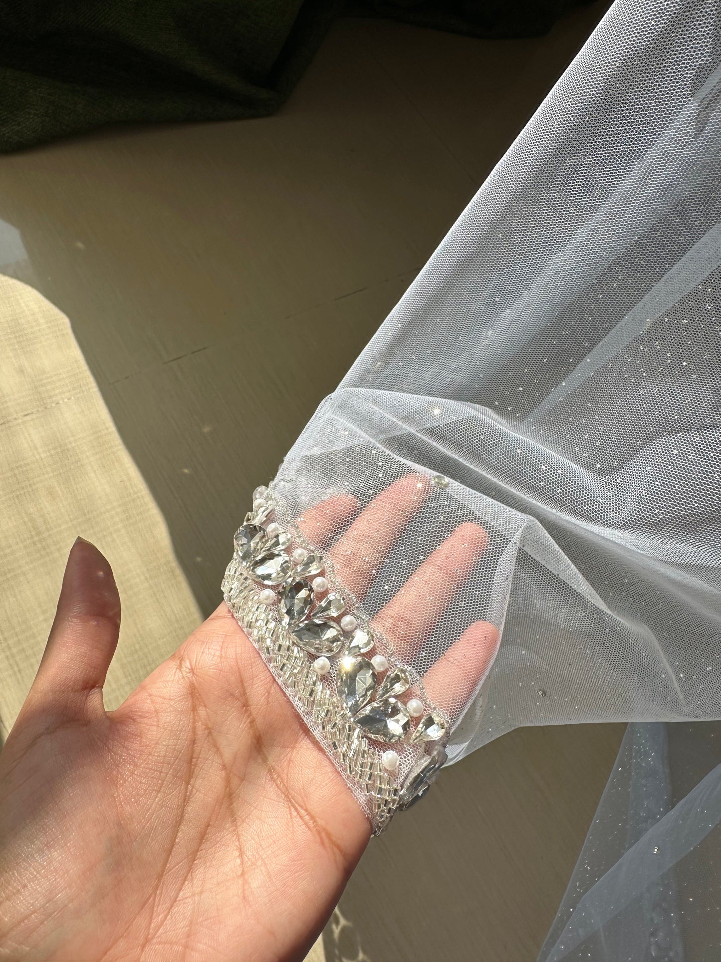 Elsa Veil : Ombre Ice blue Glittered Veil