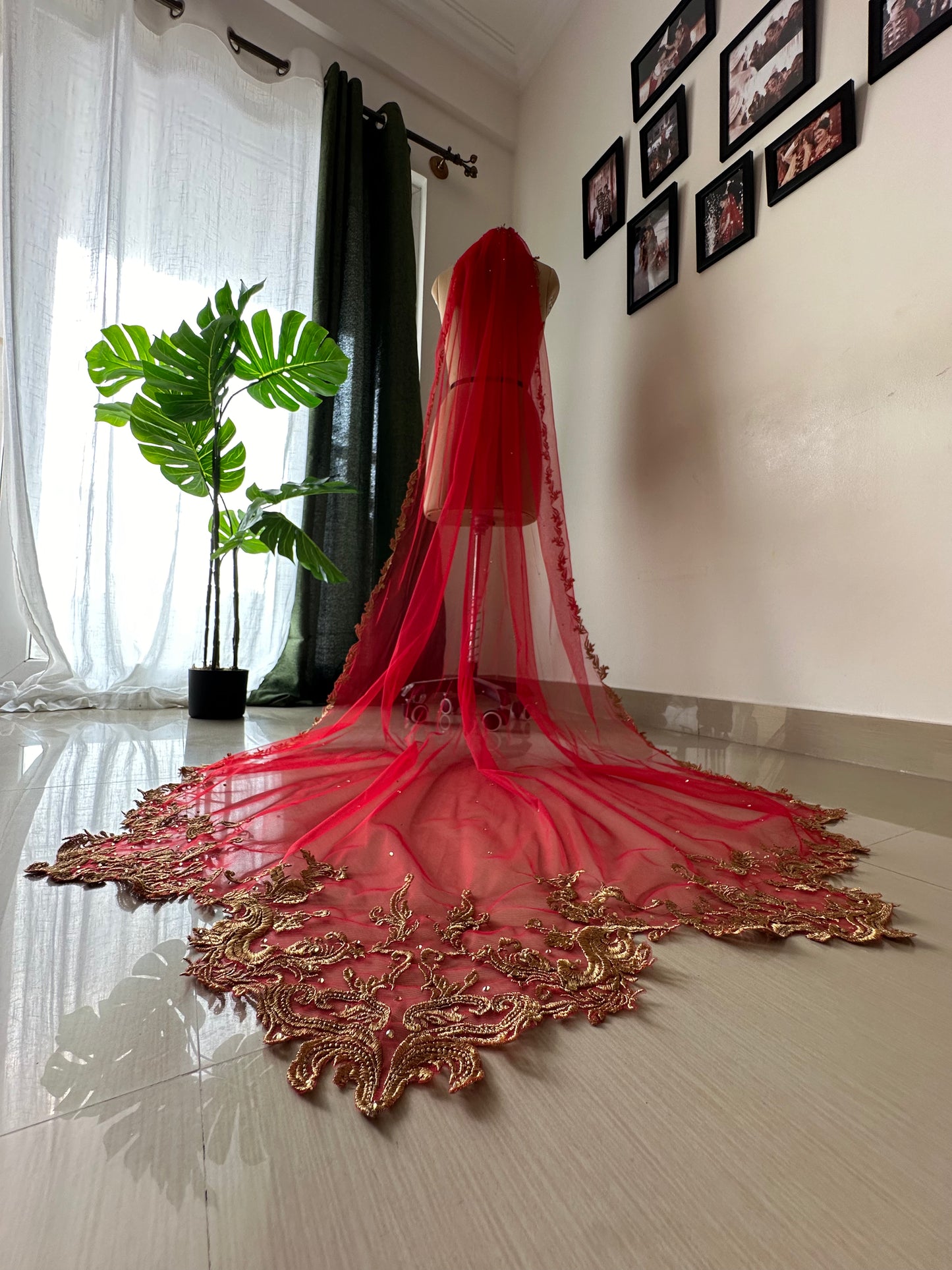 Velaria Royale - Victorian and Vintage style Red Chapel length Veil