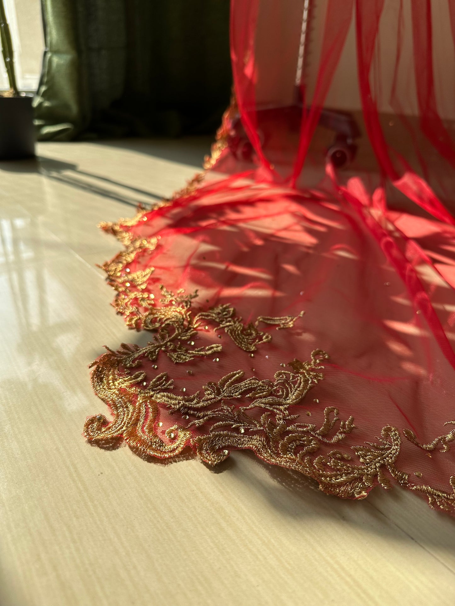 Velaria Royale - Victorian and Vintage style Red Chapel length Veil