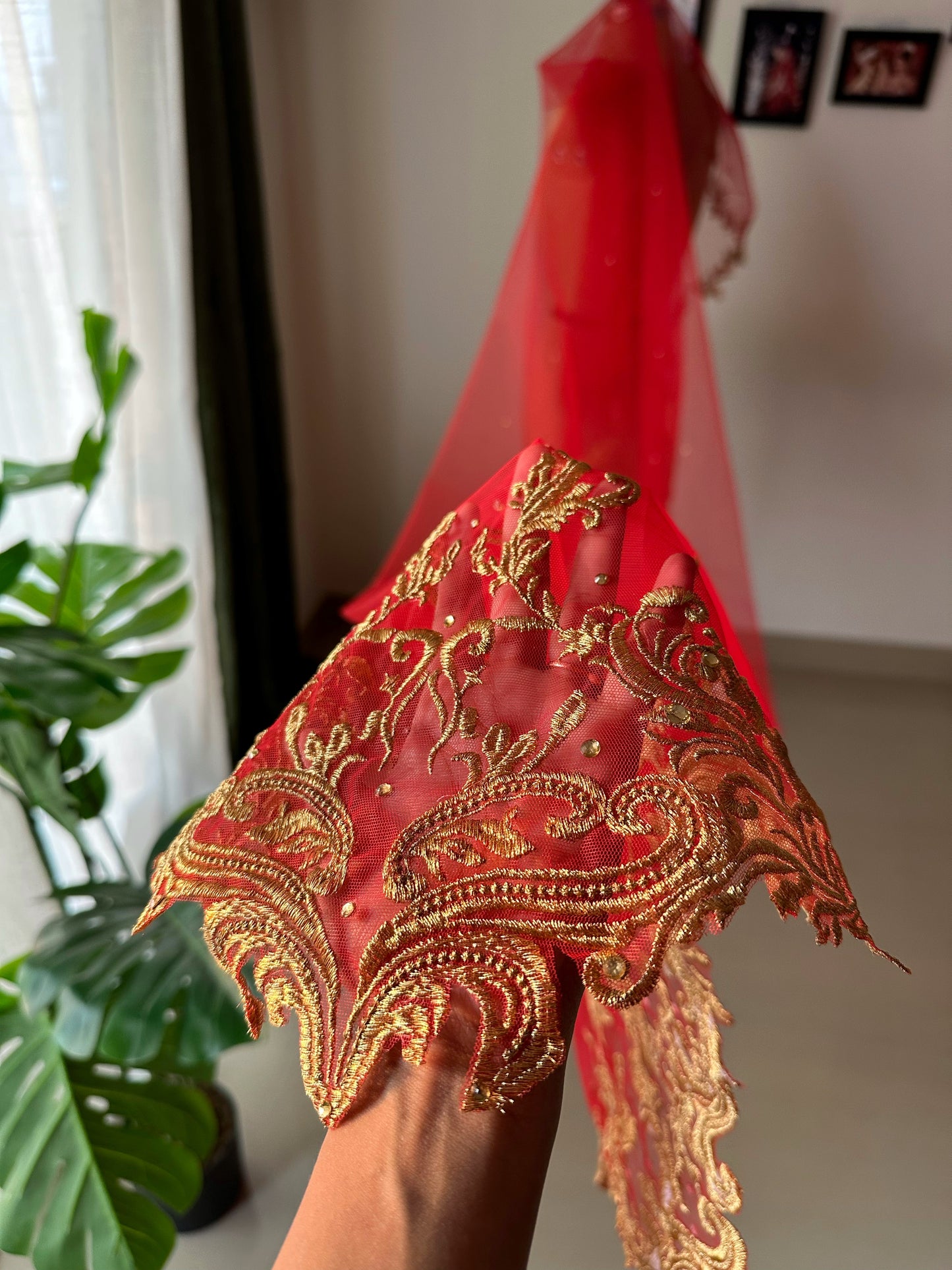 Velaria Royale - Victorian and Vintage style Red Chapel length Veil