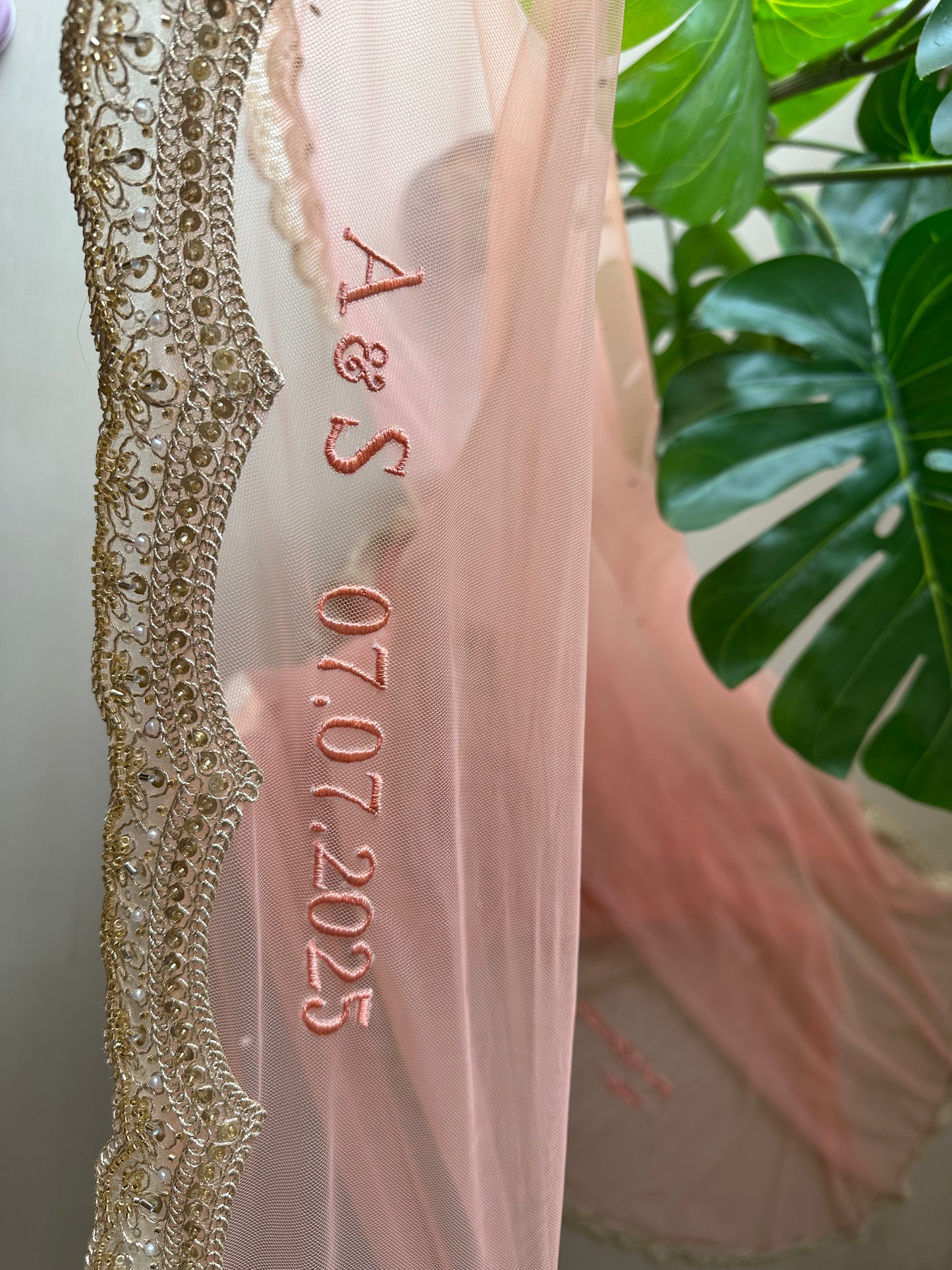Peachy Love : No-Join Peach Veil in Luxe Illusion Tulle