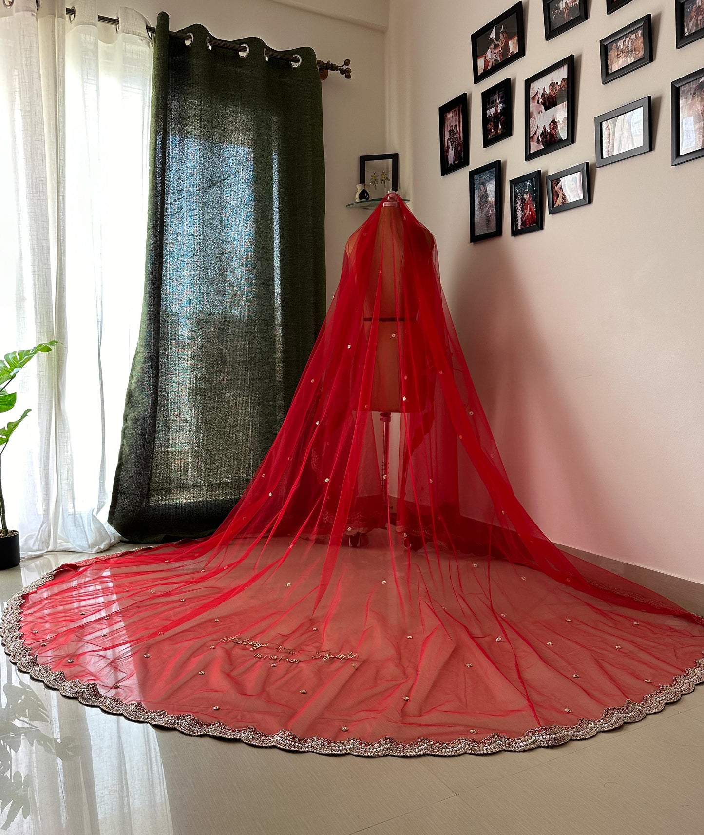 Aishwarya : A Classic Red Veil with name personalisation and scalloped handcrafted pre-made border