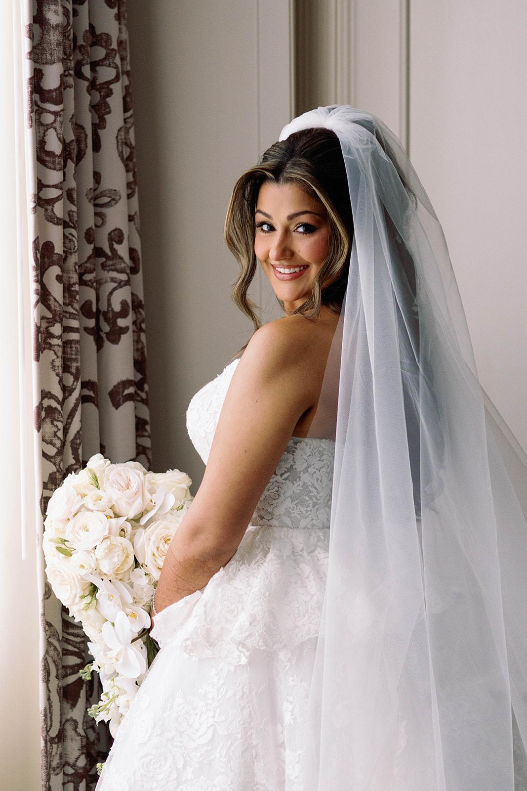 Garden of Dreams – Handcrafted 3D Floral Veil in Ivory