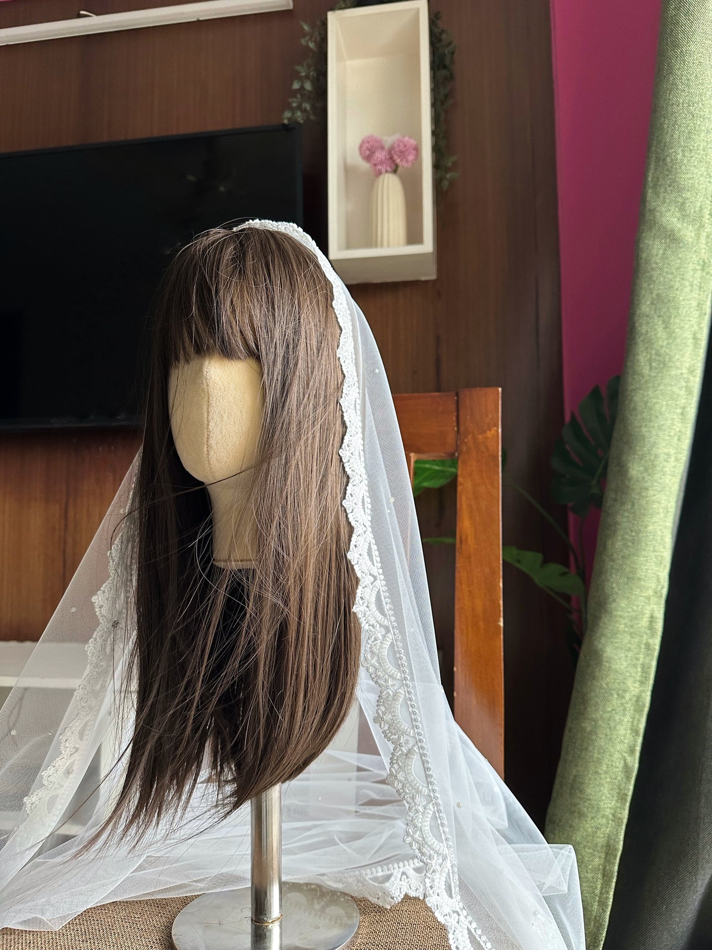 Noor : White long Veil with A detachable Blusher