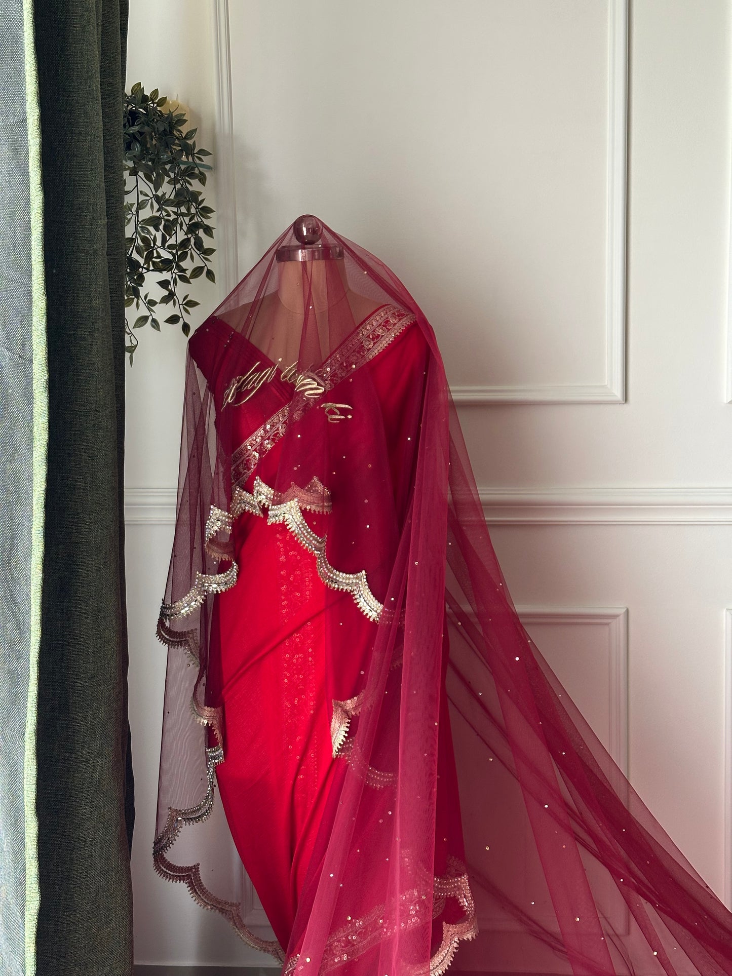Ishq : A dark maroon veil with scalloped border and personalised quote and couple’s name