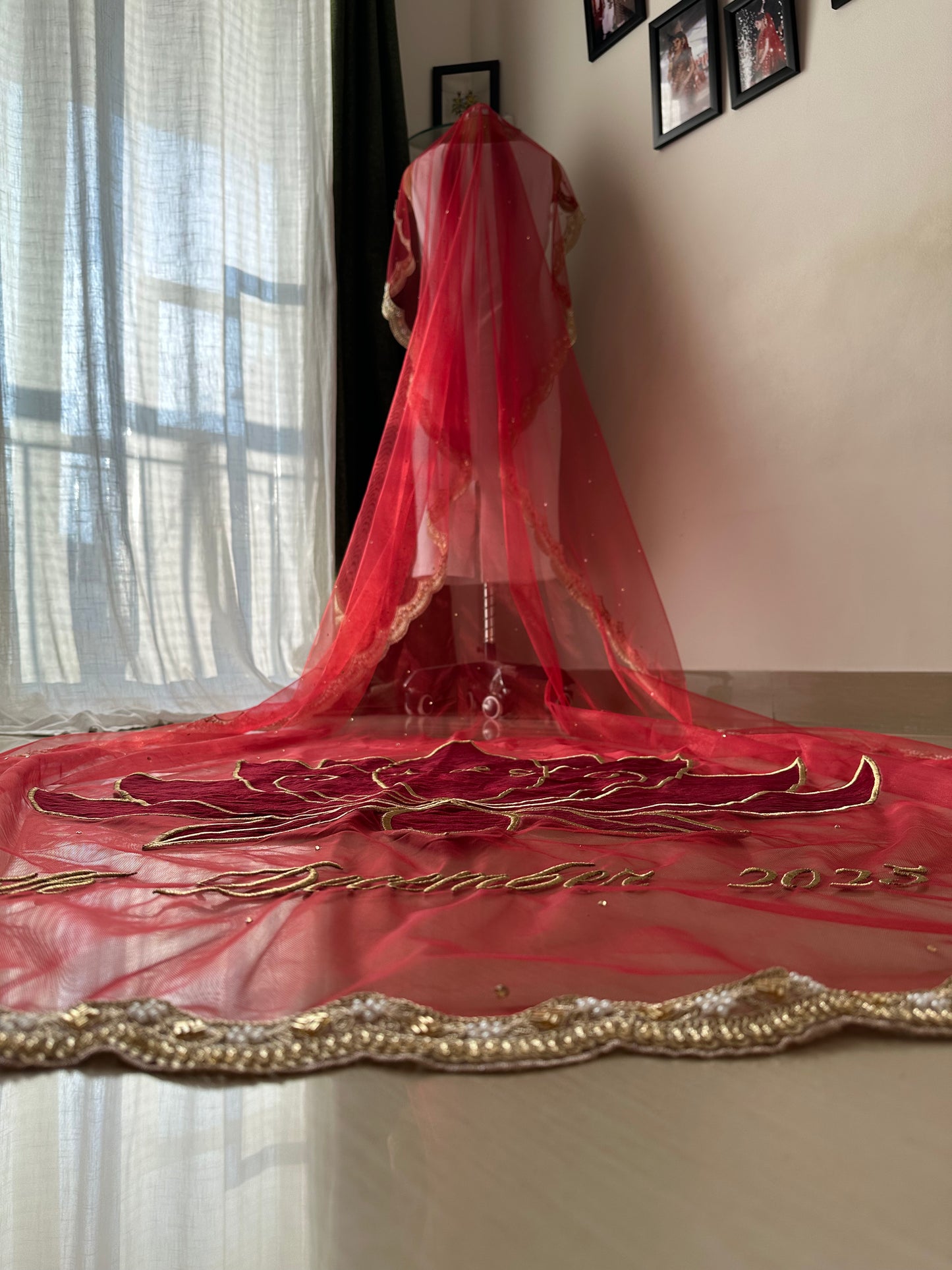 Divine Bloom – Maroon Bridal Veil with Lotus Appliqué and Personalized Elegance