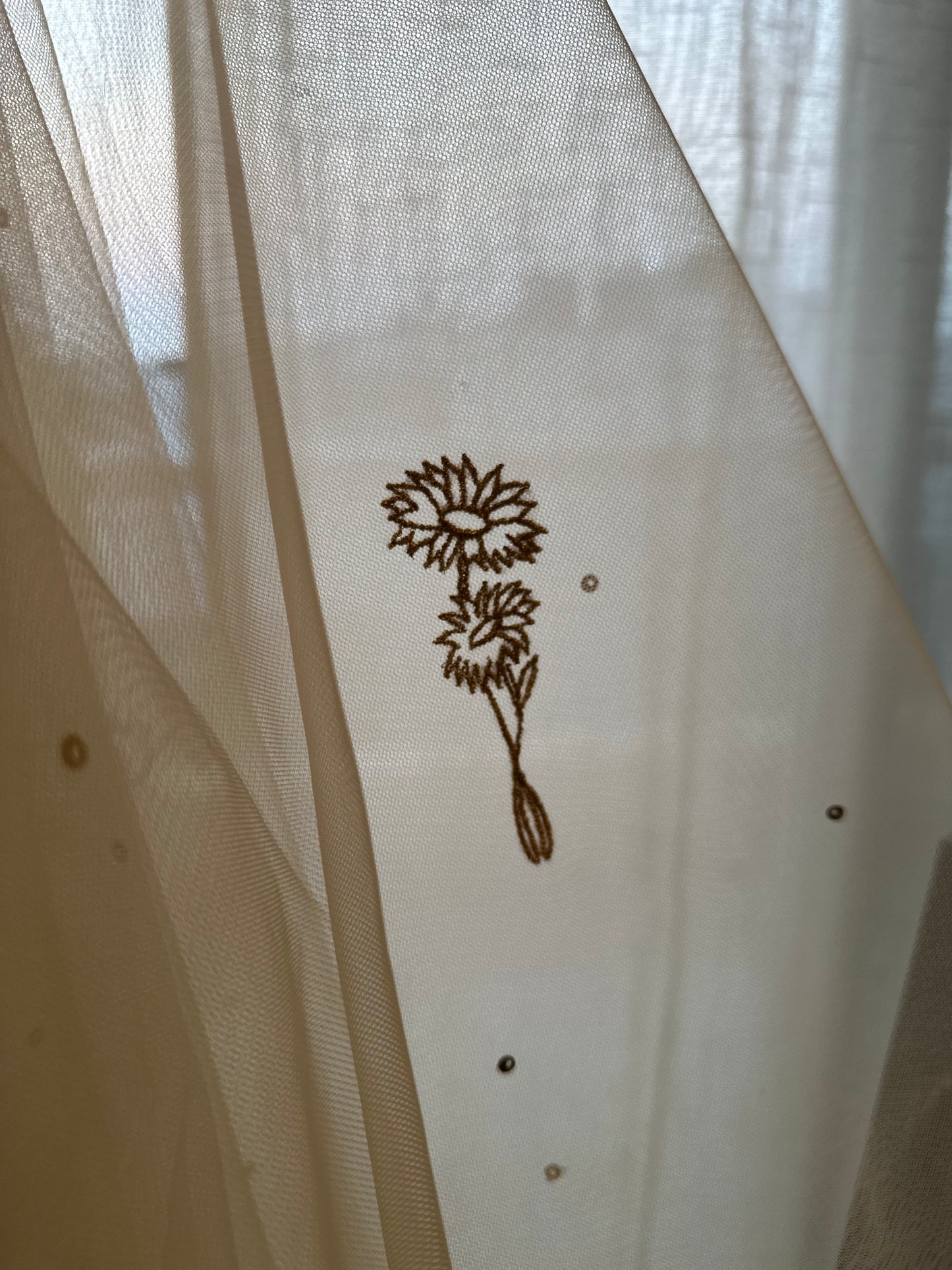 Memory Trail : Personalised Zodiac Ivory Cathedral Veil with Storytelling Embroidery