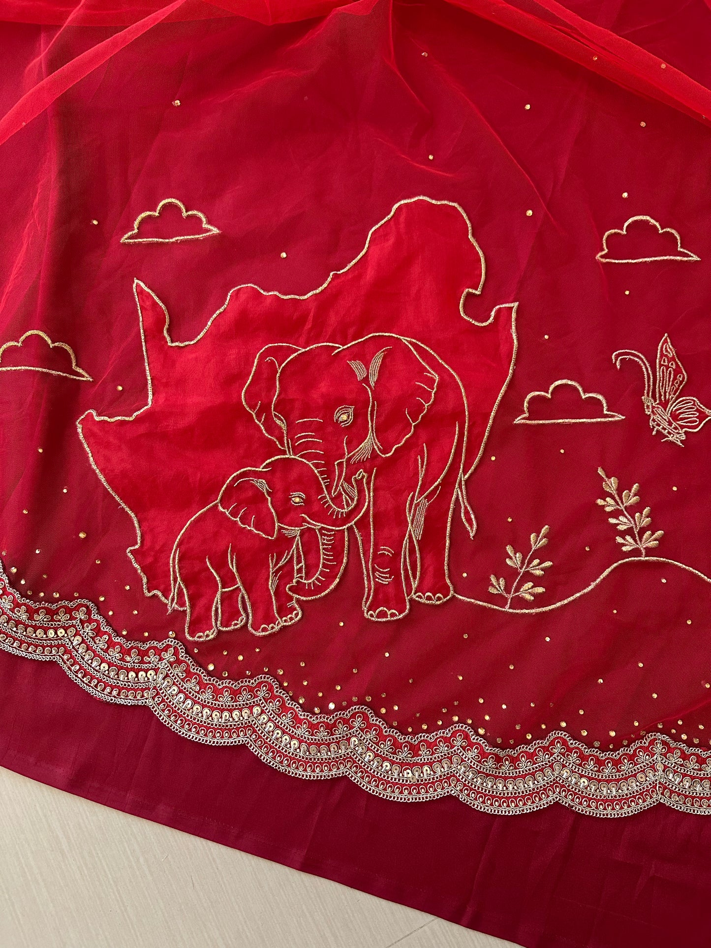 Memory Trail : Storytelling Red Bridal Veil with Paris proposal story