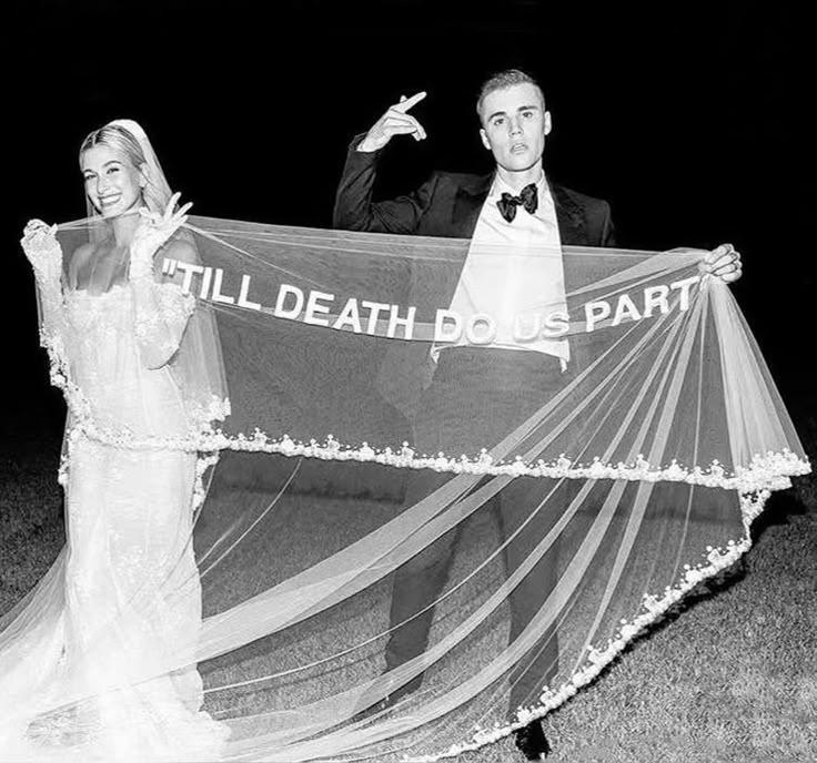 Hailey : "Till Death Do Us Part" quoted 2-tier Ivory white Cathedral Length Veil